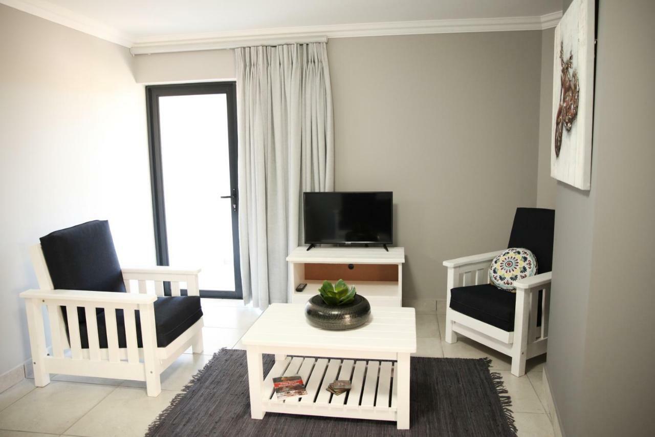 Mari-Amor Self-Catering Apartments Mossel Bay Esterno foto