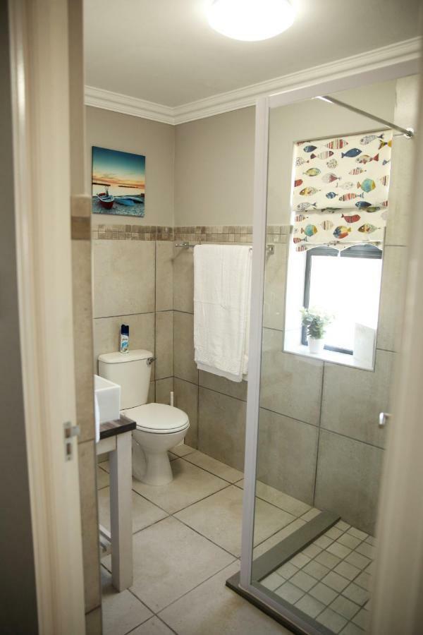 Mari-Amor Self-Catering Apartments Mossel Bay Esterno foto