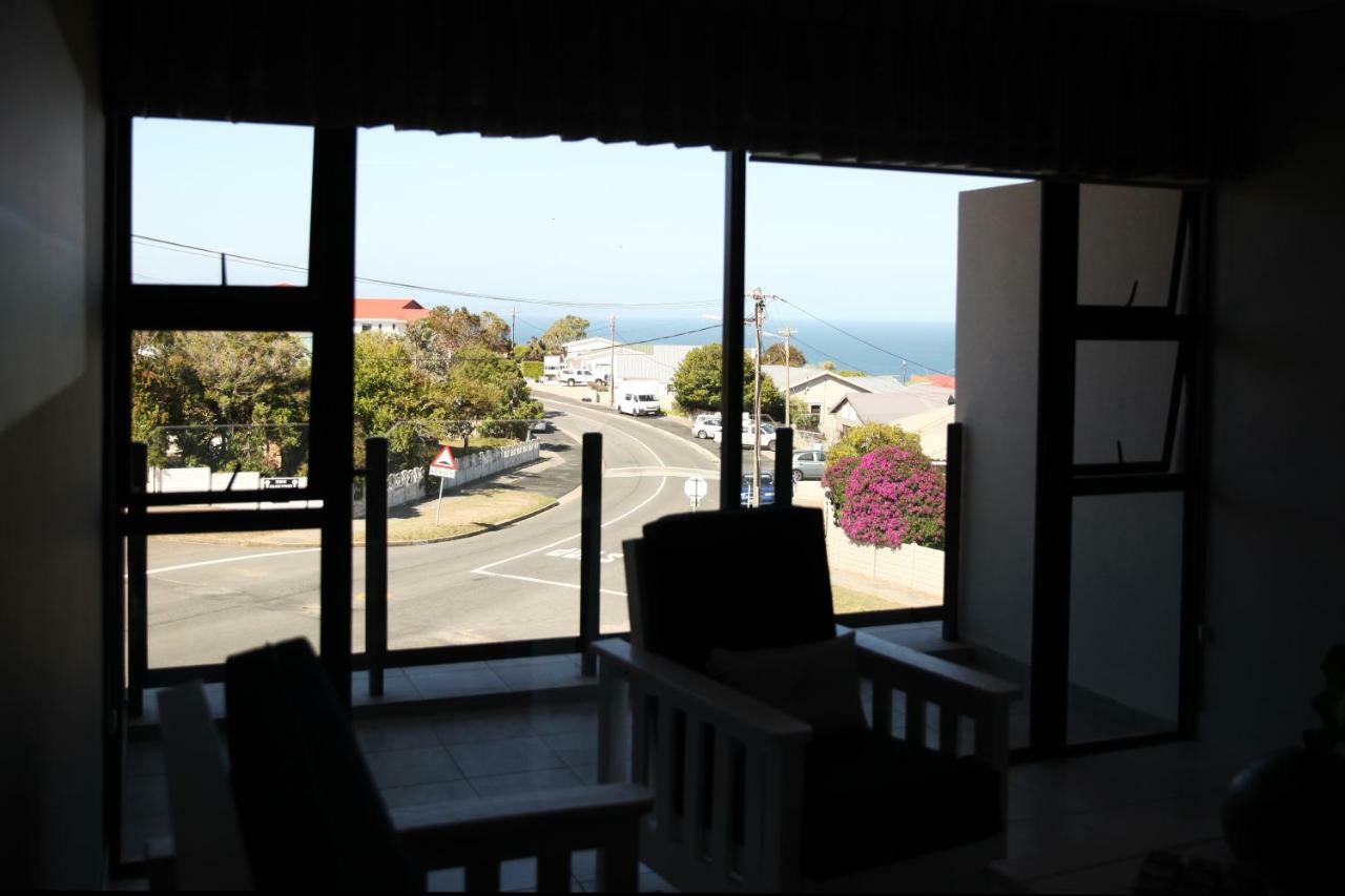 Mari-Amor Self-Catering Apartments Mossel Bay Esterno foto