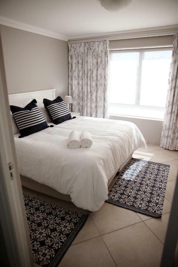 Mari-Amor Self-Catering Apartments Mossel Bay Esterno foto